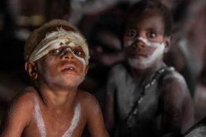 New Guinea cannibal tribe: Share wife and no sexual barrier
