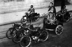 Motorcycle chariot Racing: A motorcycle racetrack that recreates a medieval chariot