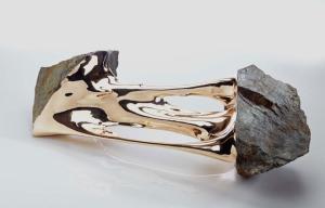 Cut the stones in half - this bronze collection is a symbol of breakthrough energy