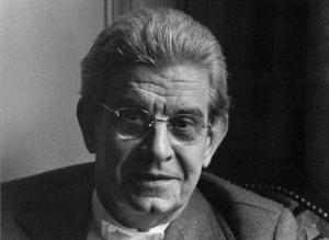 Jacques Lacan - Nhà phân tâm học nổi tiếng với Học thuyết "Giai đoạn soi gương".