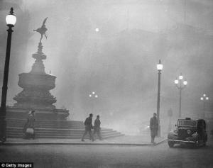 Hat "fish bubble" - Invention against the "killer fog" of the old British